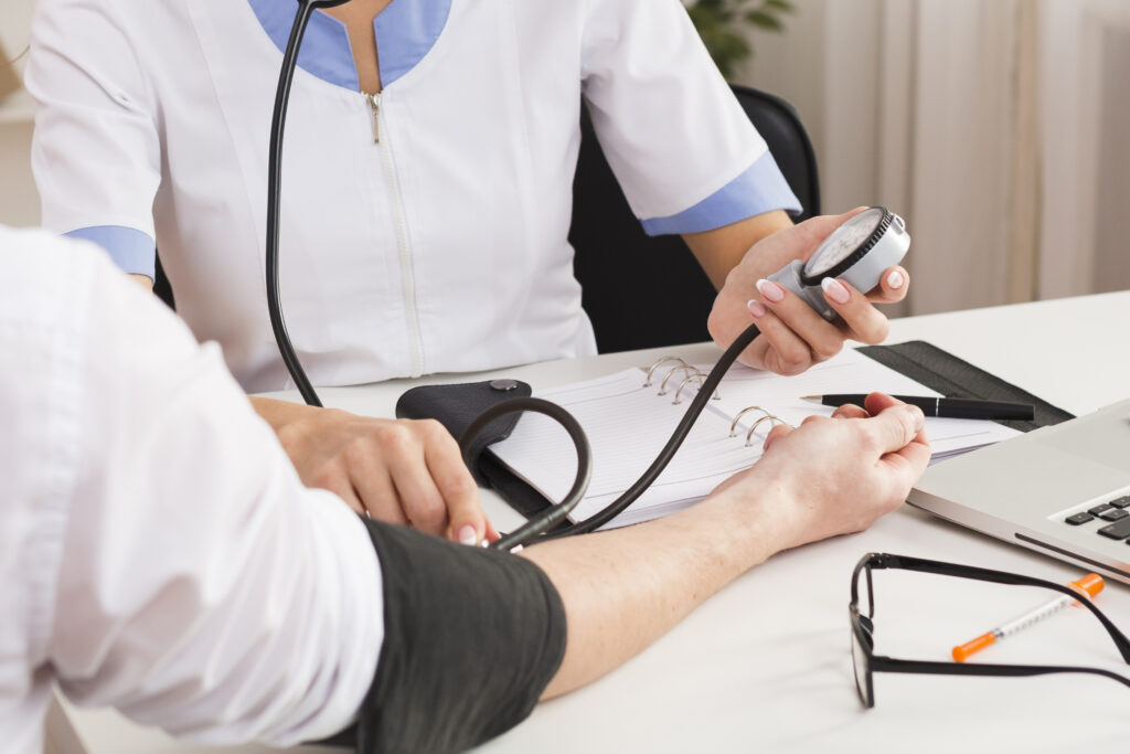 Mitos sobre hipertensión arterial explicados por un médico